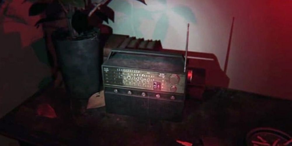 Silent Hills PT screenshot showing a radio.