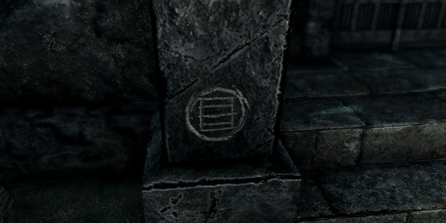 Skyrim screenshot of shadowmark for 'loot'.