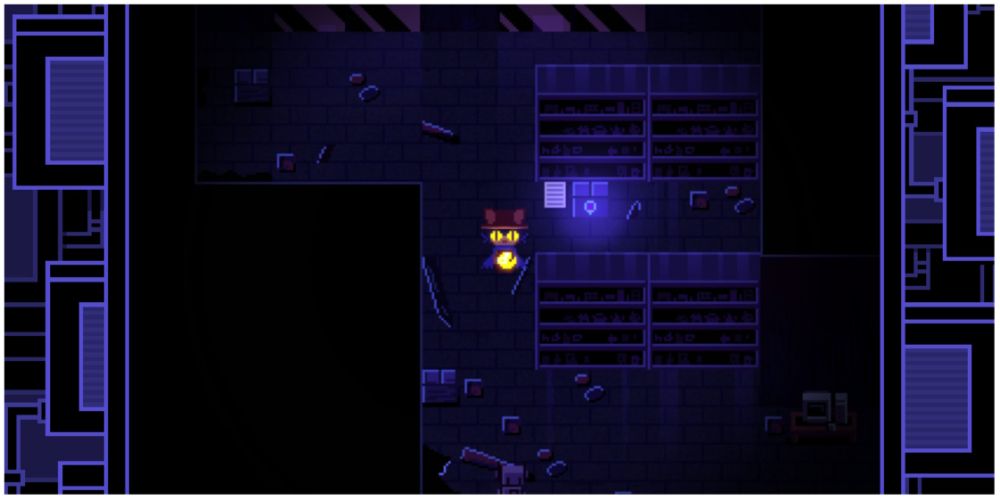 Niko going through a room with book shelves and a glowing box in OneShot: World Machine Edition.