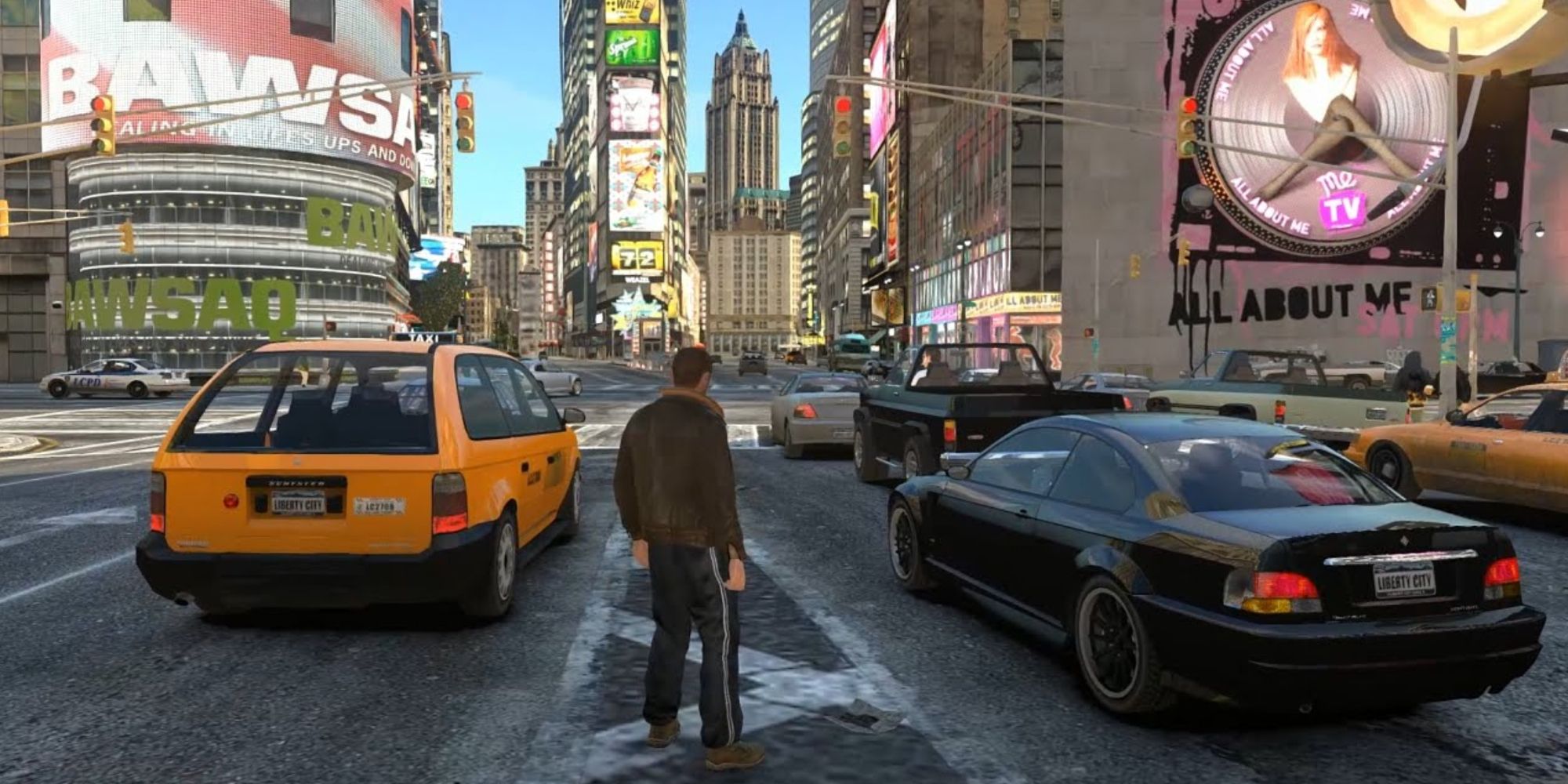 Niko Bellic standing in Times Square in GTA 4