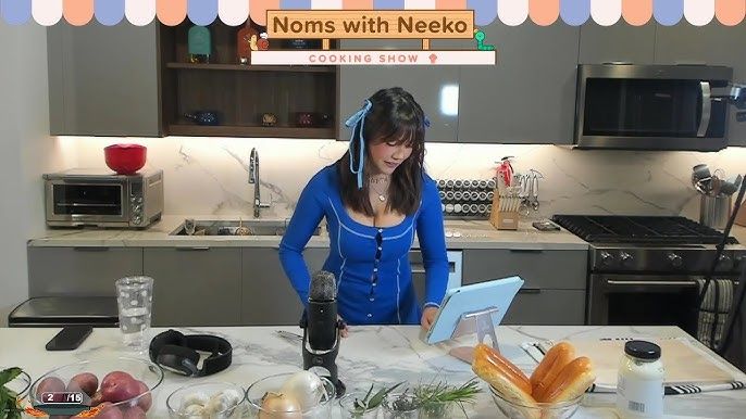 Noms with Neeko, Neeko reading recipes