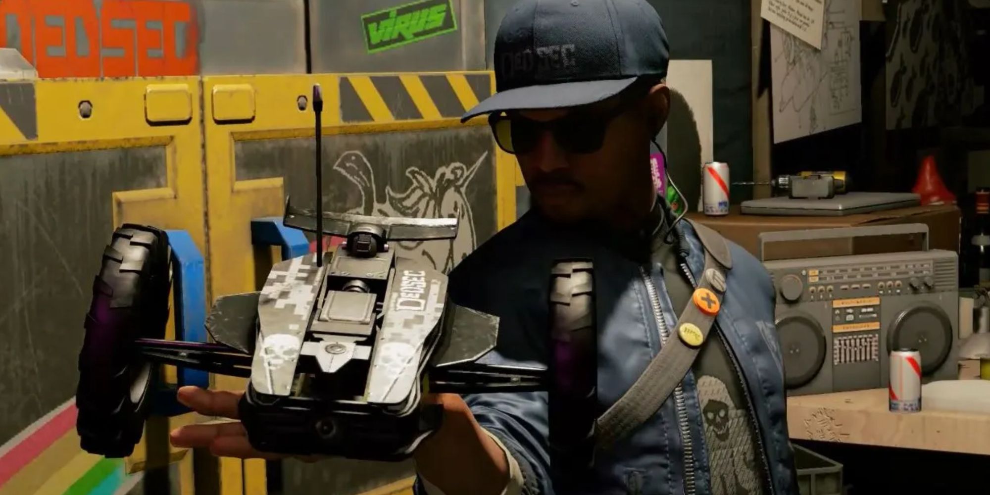 Marcus holding the RC Jumper in Watch Dogs 2