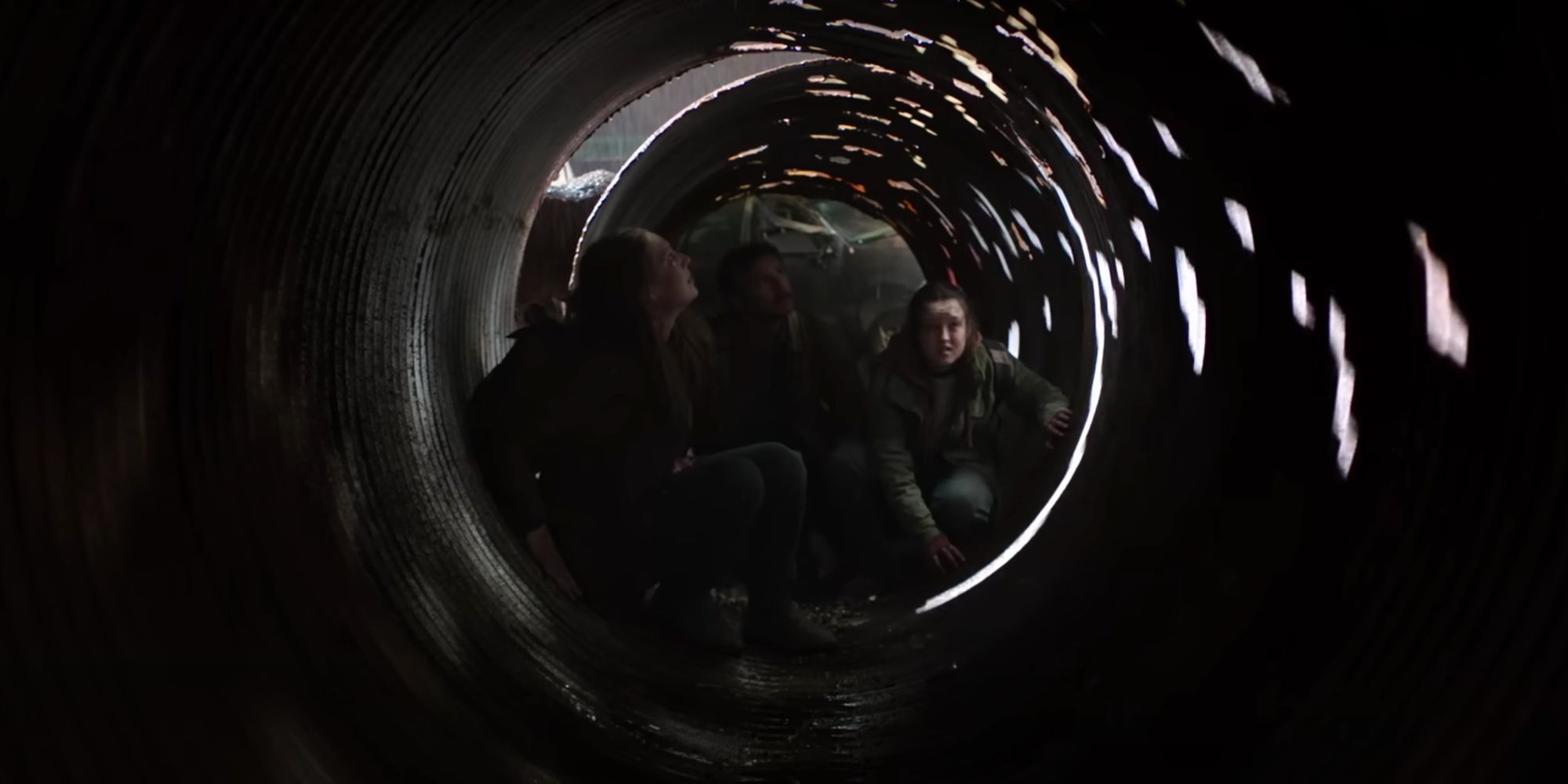 The Last of Us tunnels ellie, joel, and tess