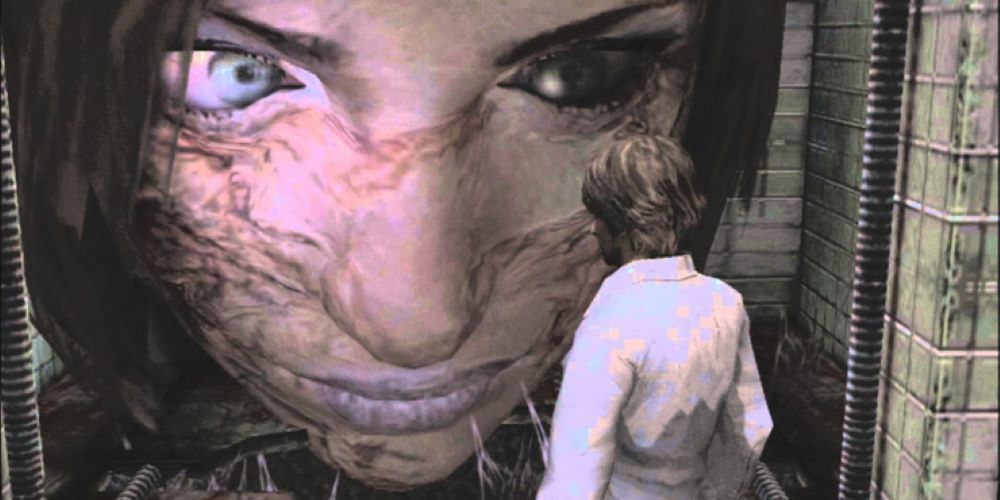 Henry Townsend looks at the giant head in Silent Hill 4.