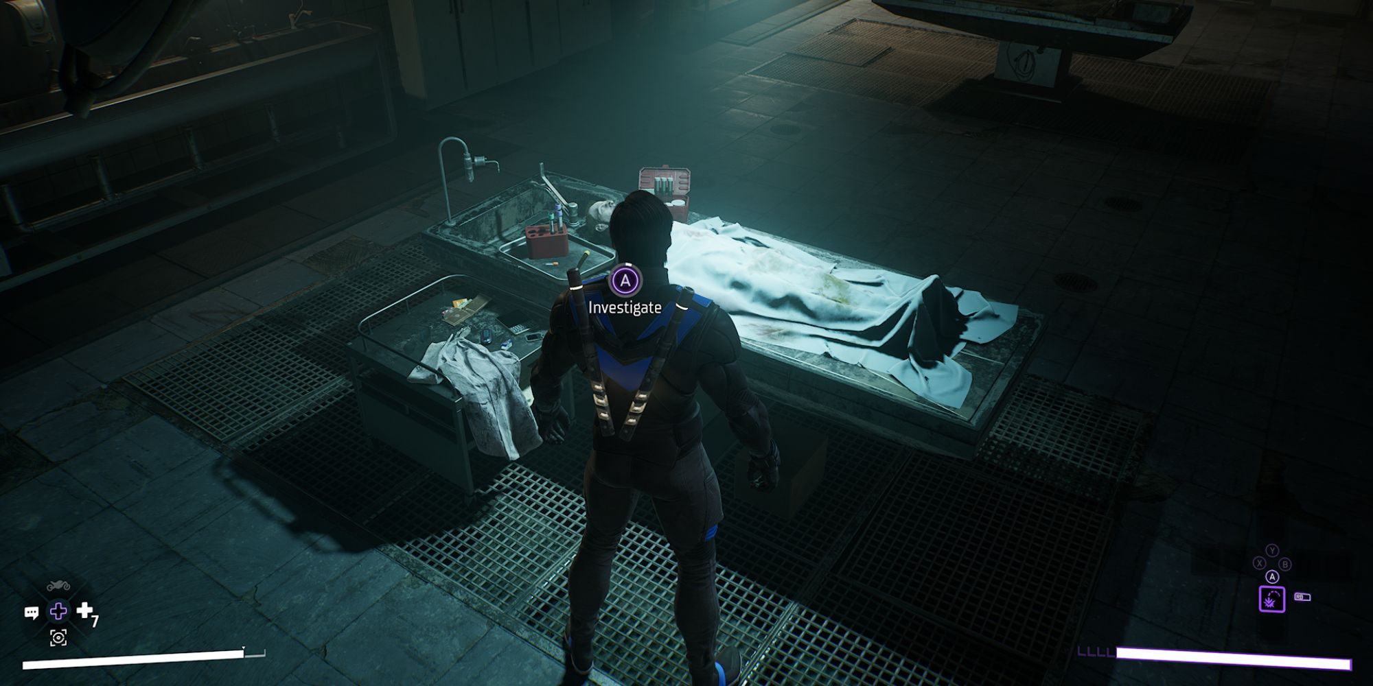 Gotham Knights Screenshot Of Dr. Langstrom's Body, a button prompt to investigate it closer.