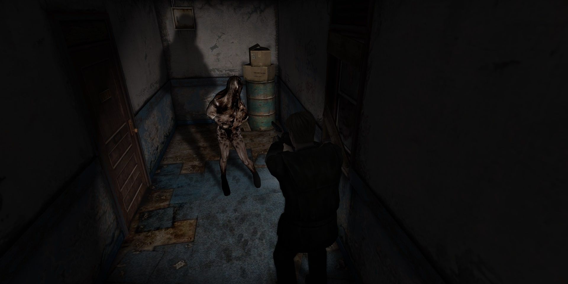 James Sunderland aiming at a creature in Silent Hill 2 in near pitch black darkness