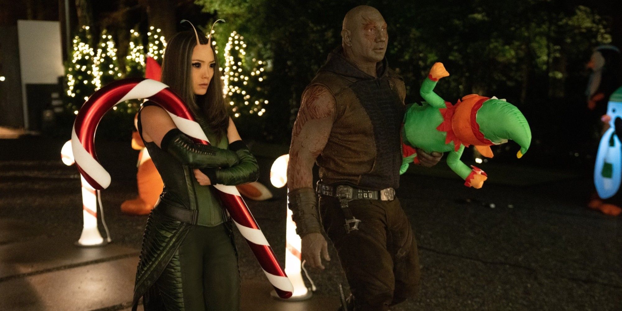 mantis and drax in the guardians of the galaxy holiday special