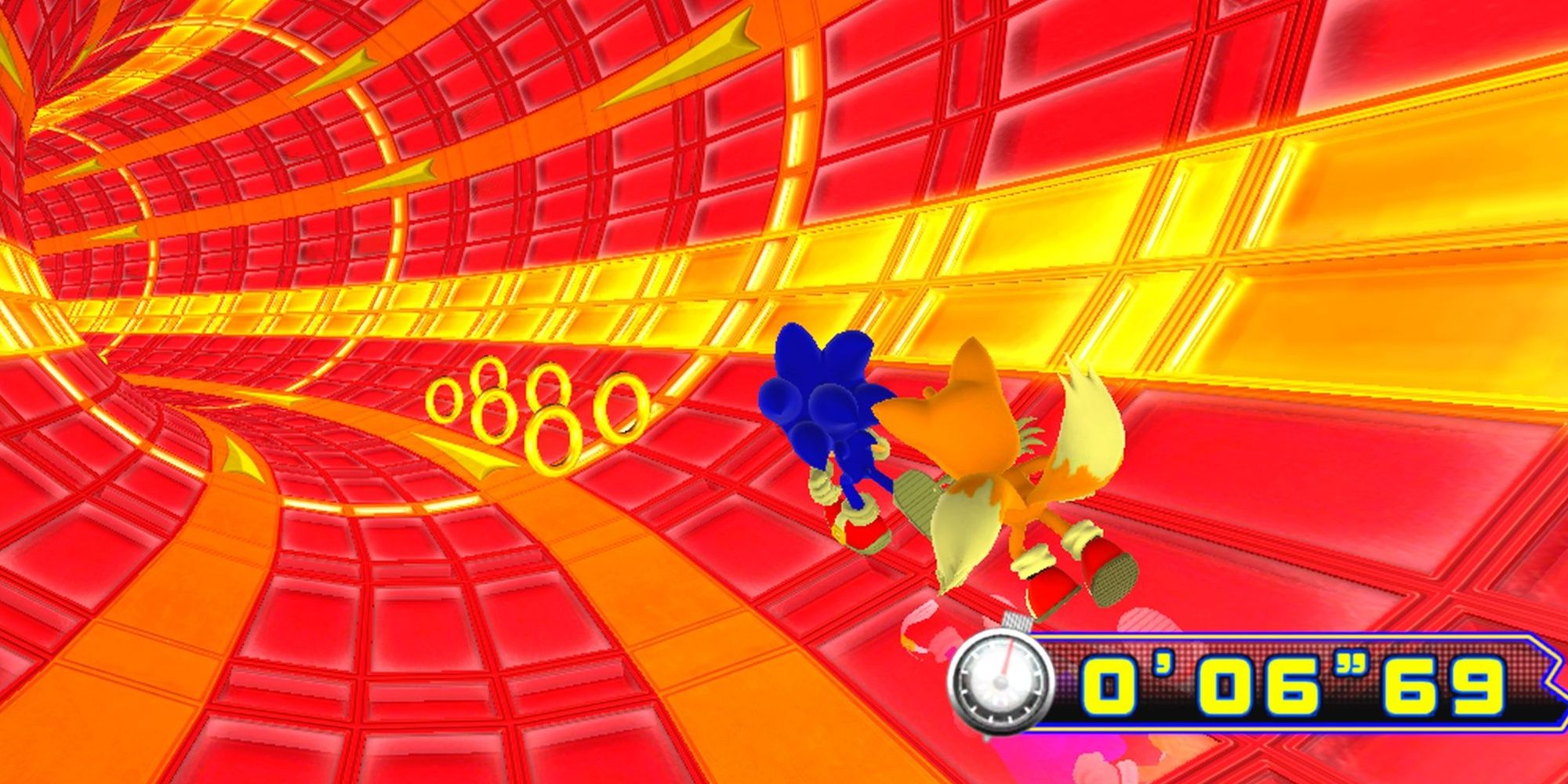 Sonic and Tails going through the reworked half-pipe in Sonic 4 Episode 2.