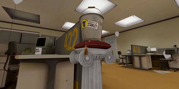 bucket-cropped.jpg (740×370)