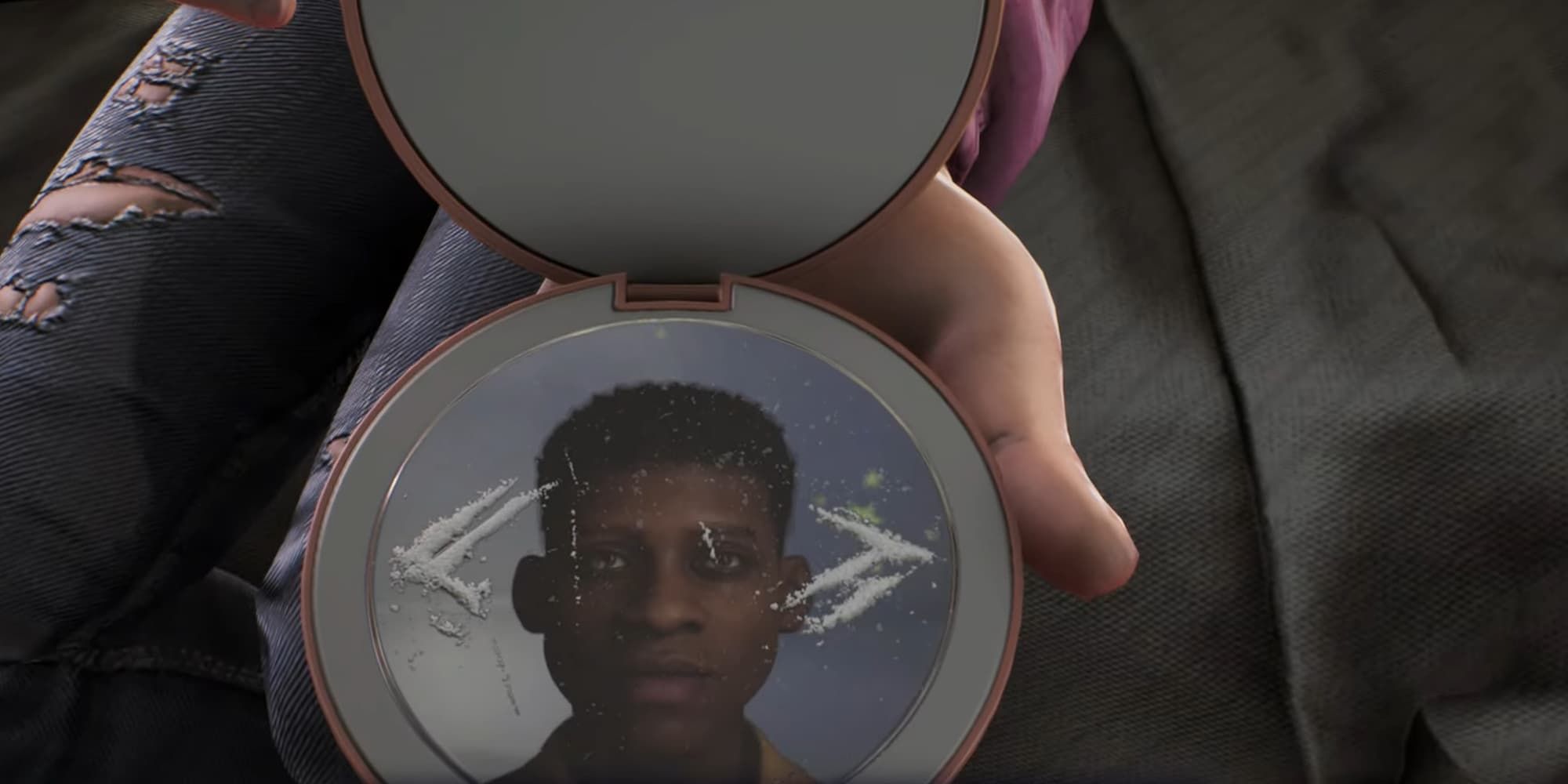 The compact mirror shows a face for the player to select as their appearance in High on Life.