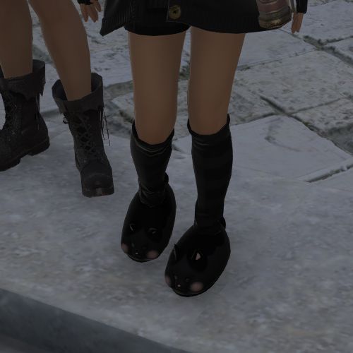 final fantasy 14 player's socks and slippers