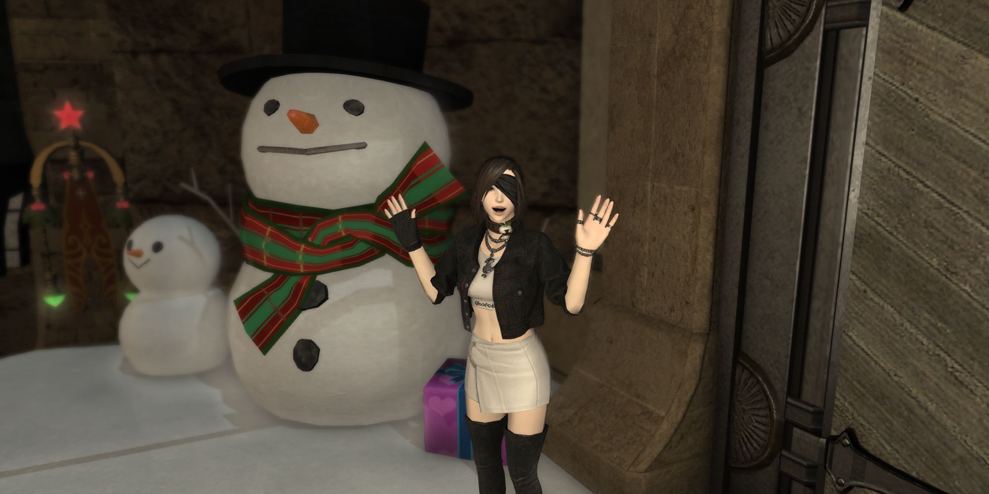 Final Fantasy 14 - player stood near the snowmen