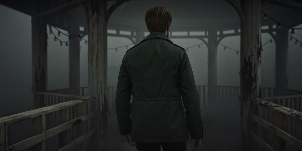 James walking in Silent Hill 2