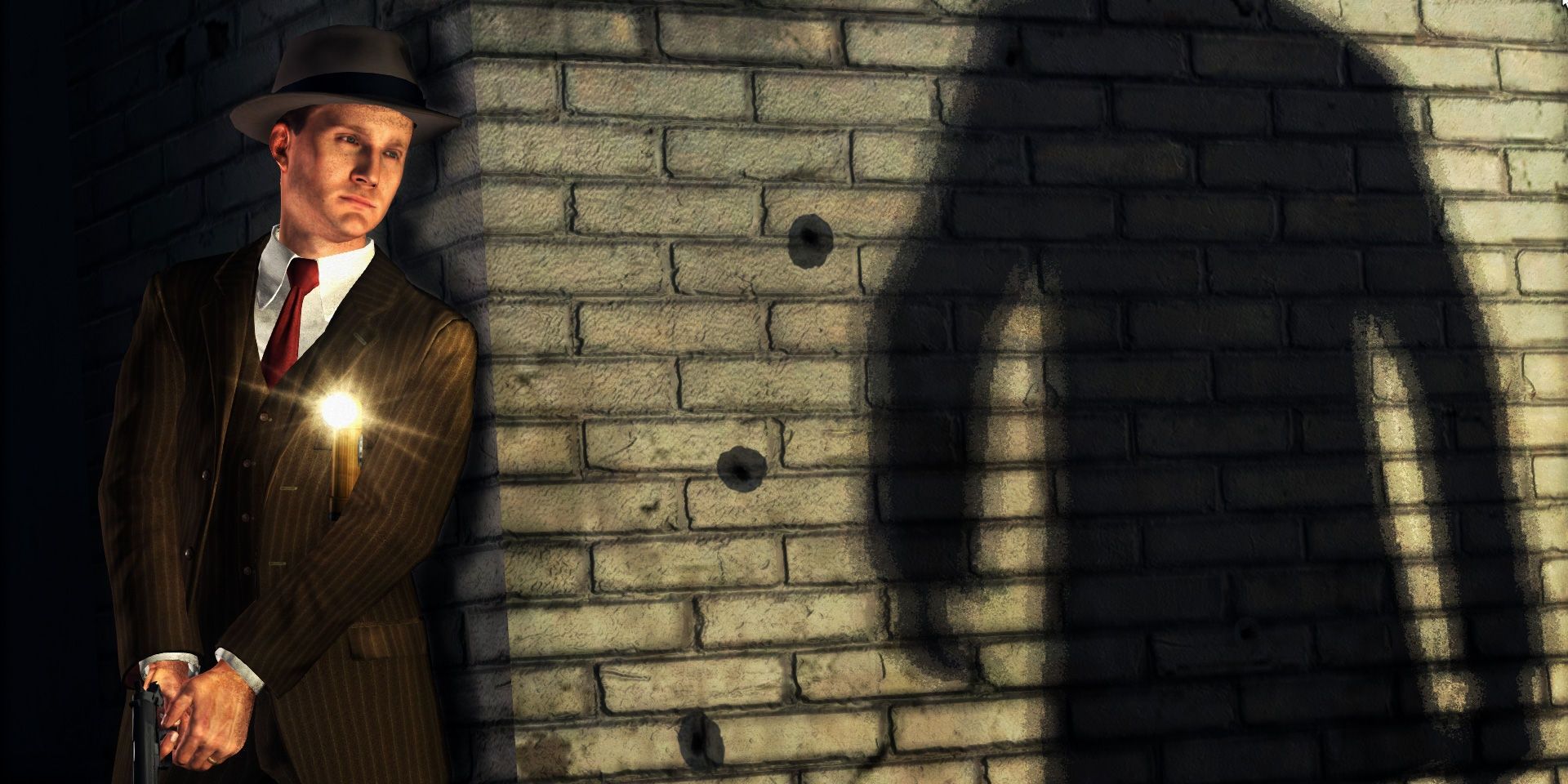 Cole Phelps leaning on a corner while a shadow walks by in LA Noire