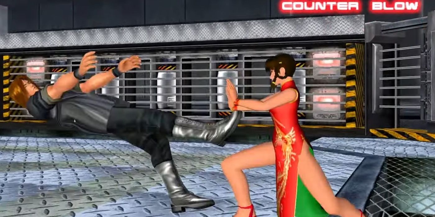 Lei-fang striking Ein from the arcade version of Dead or Alive 2.