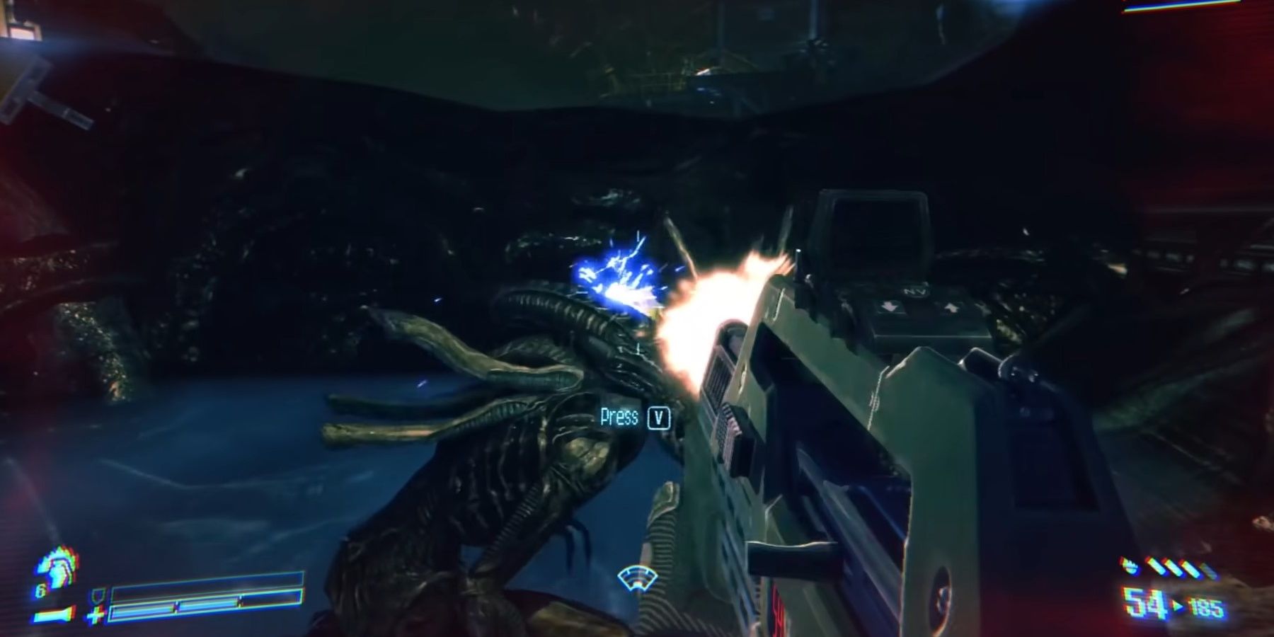 The player blasting at aliens in Aliens: Colonial Marines.