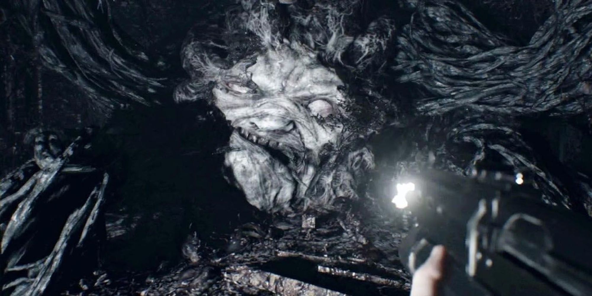 Resident Evil 7: Eveline In Her Giant Fungal Form