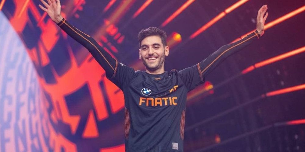 Yasin Nisqy Dincer League of Legends Celebrating Victory With Fnatic