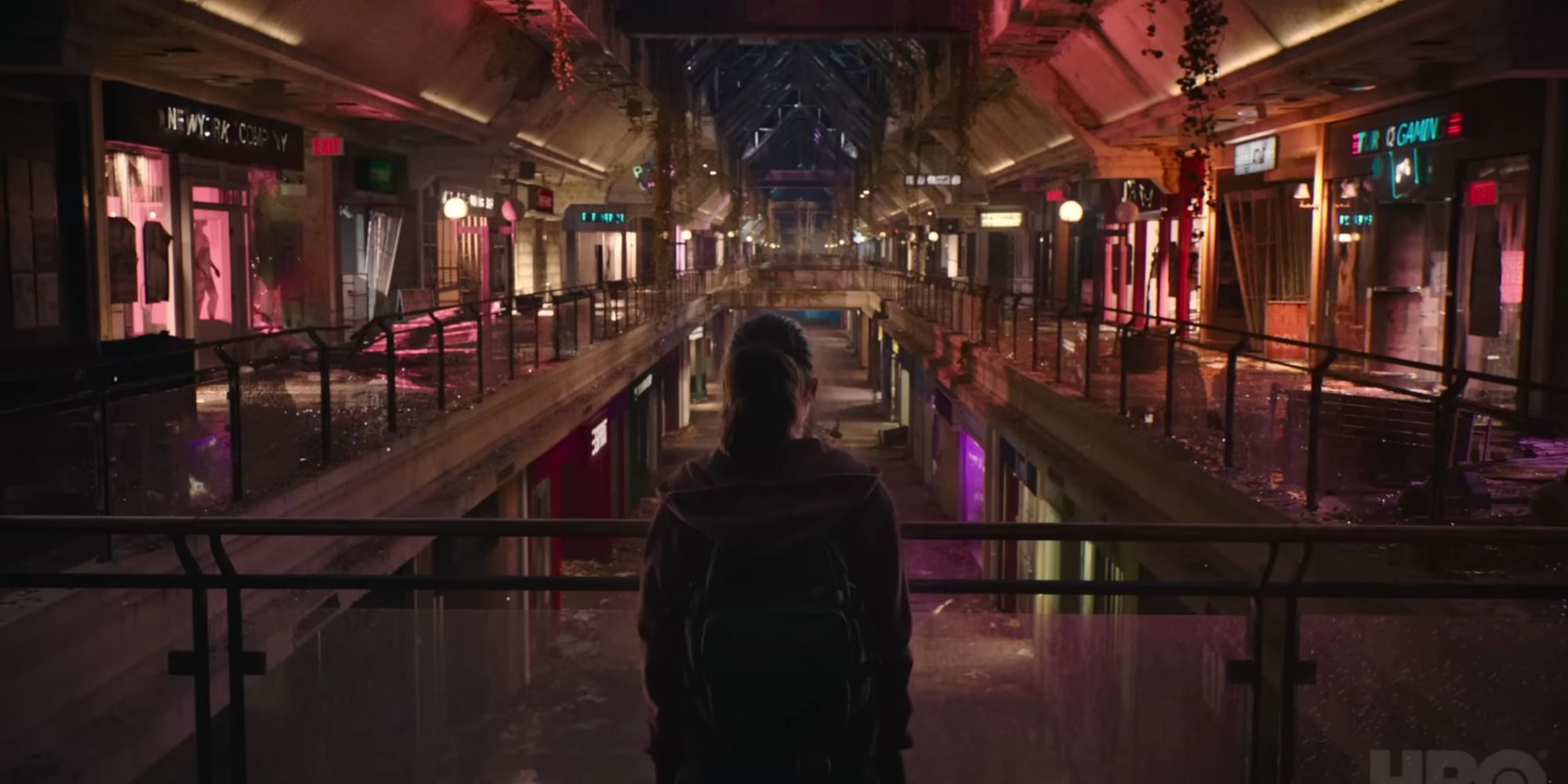 ellie standing in a mall in the last of us