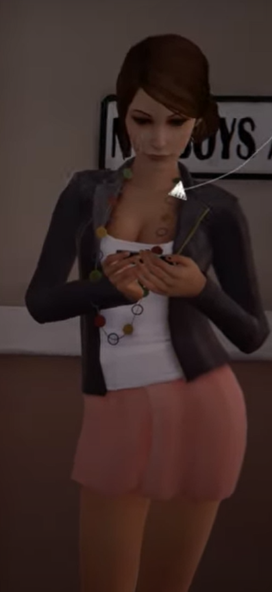 Juliet from Life is Strange with her phone