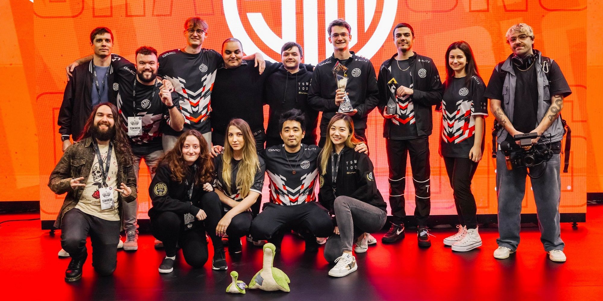 the whole tsm team at the algs playoffs