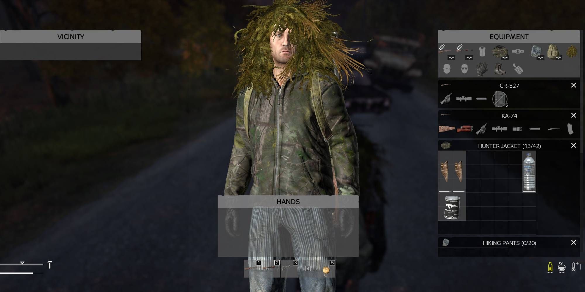 DayZ: Screenshot of the player Inventory screen, showing clothing and items