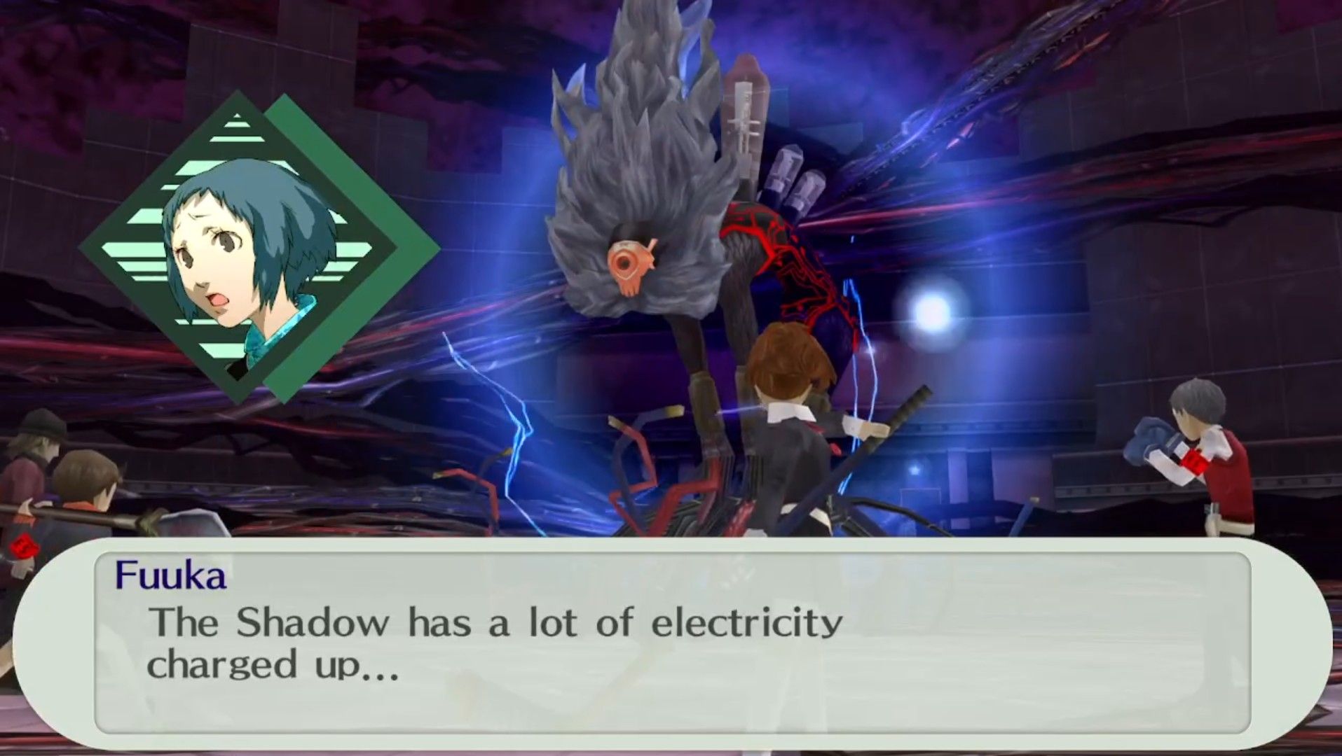 Фуука предупреждает команду, что отшельник зарядил электрическую атаку в Persona 3 Portable
