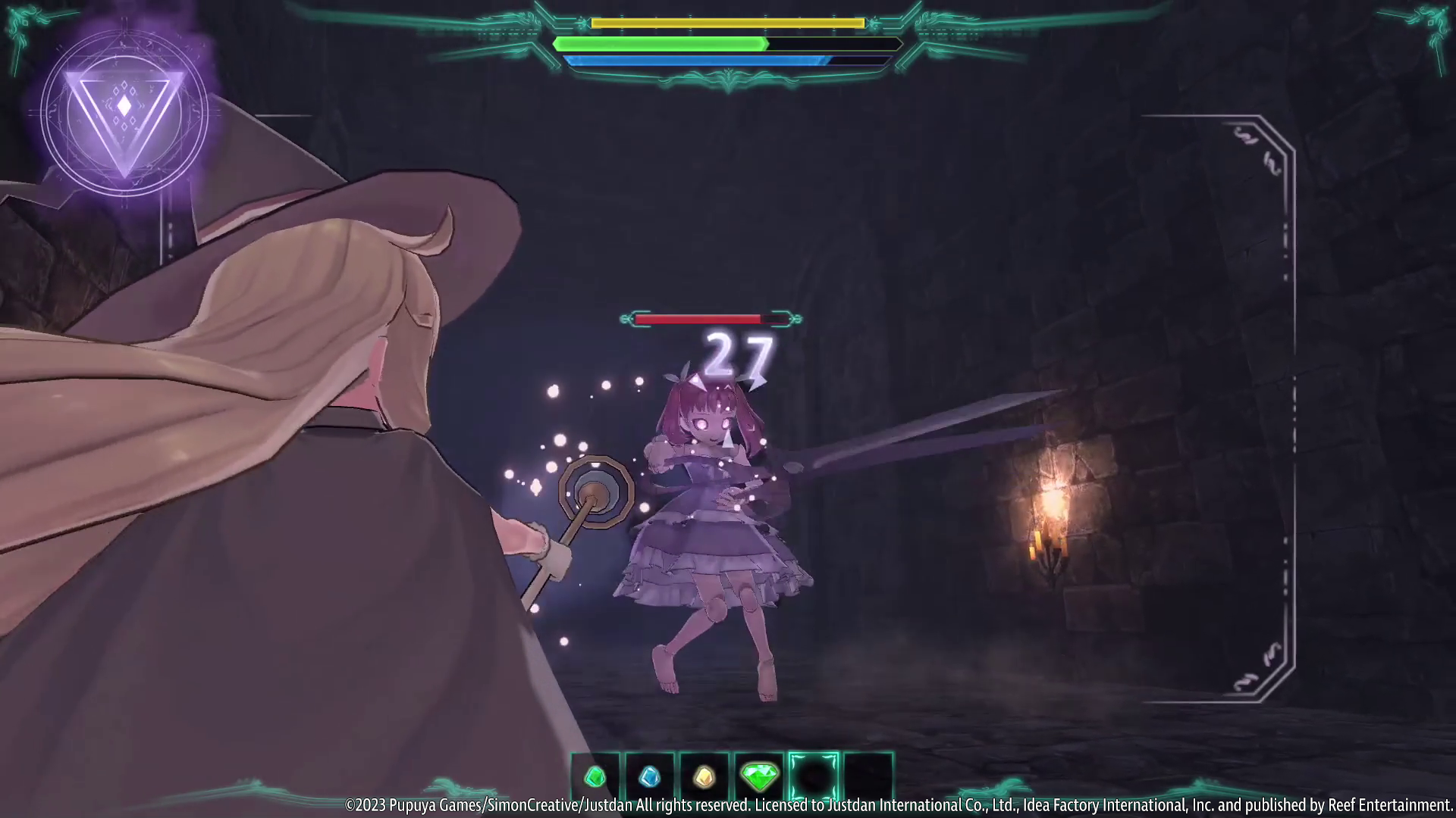 Little Witch Nobeta aiming at an enemy