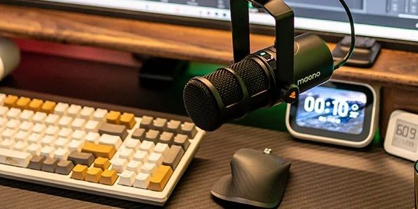 Maono PD400X Microphone Review: The Complete Package