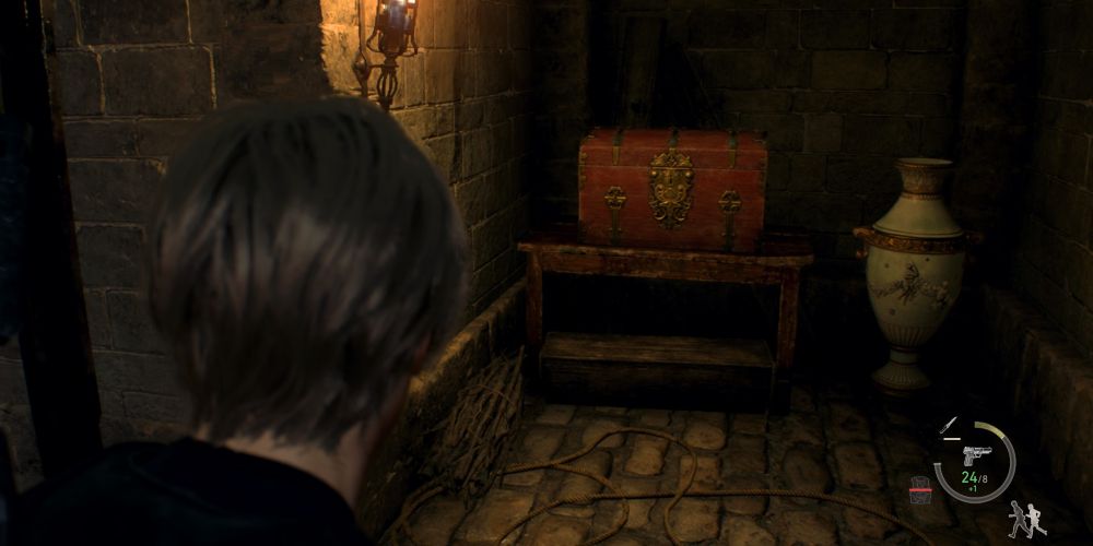 the chest in the castle courtyard in resident evil 4 remake