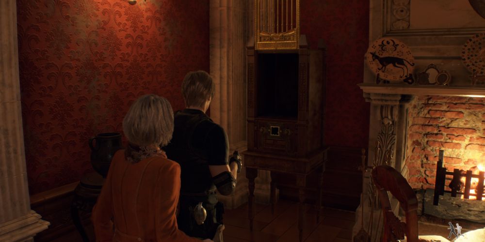 leon kennedy and ashley graham take the locked treasure in the merchant's hideout in resident evil 4 remake