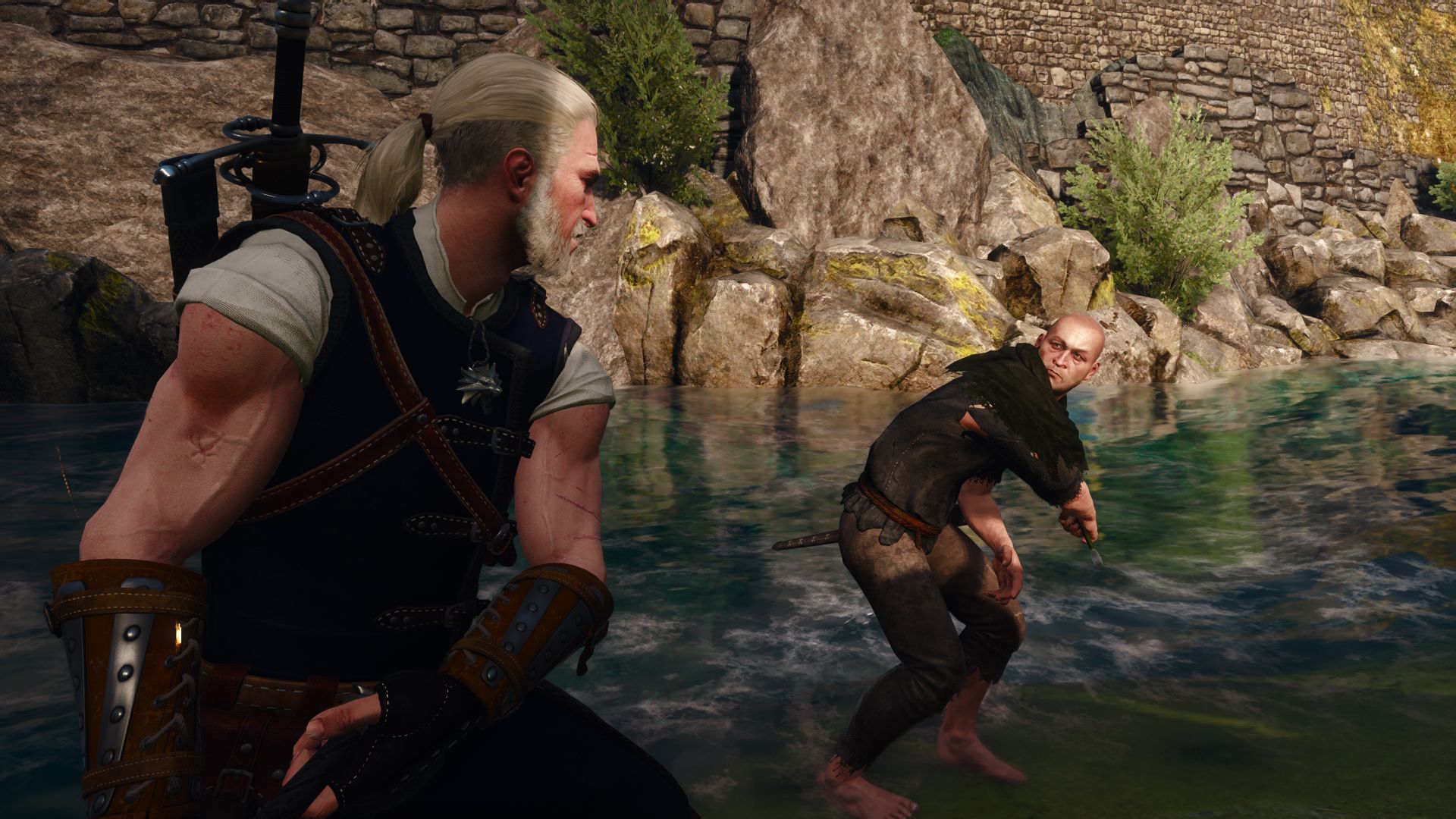 Geralt braces as a doppler attempts to hit him with a sword by the Novigrad moat.
