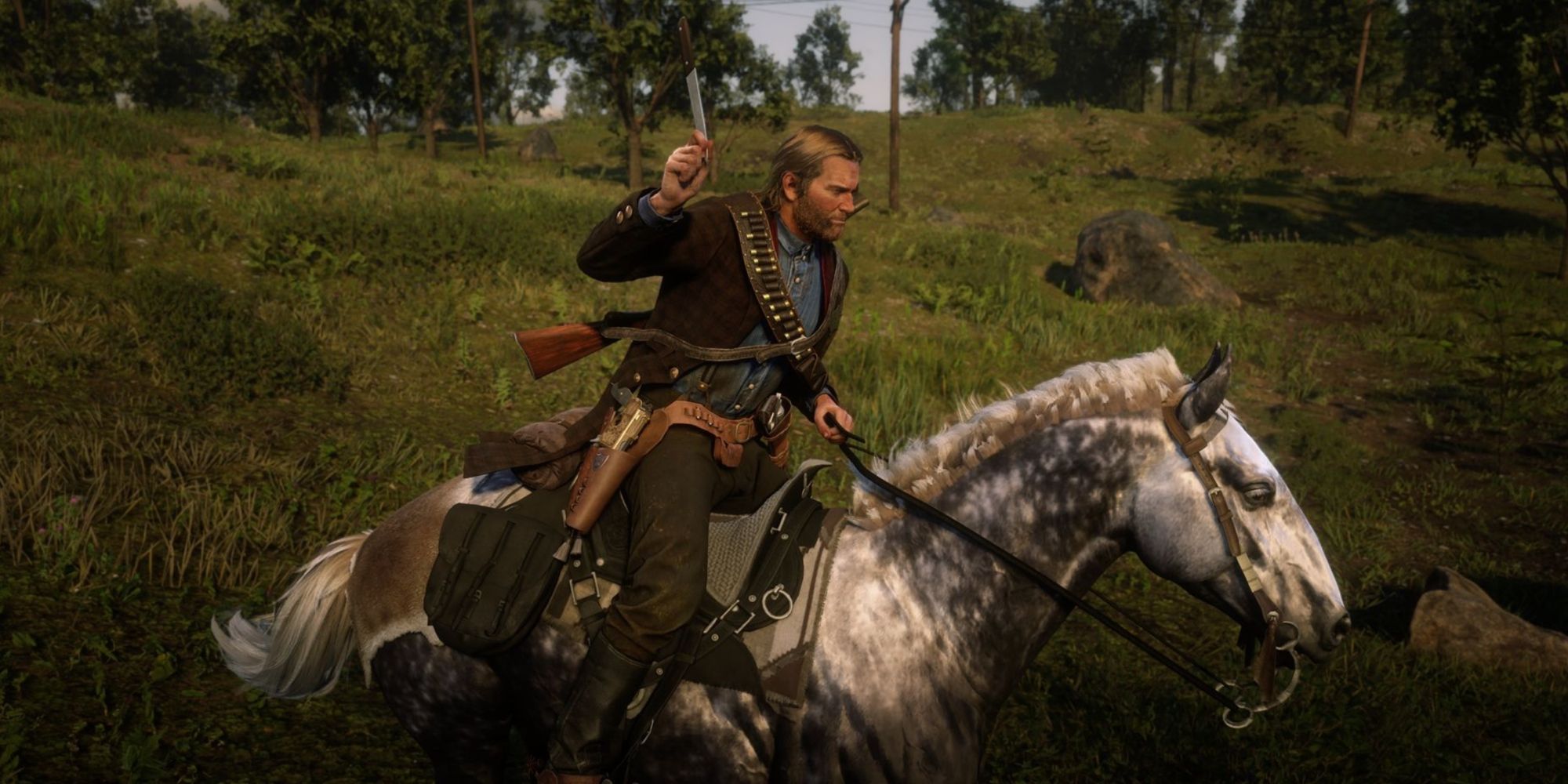 arthur throwing knife at horse rider