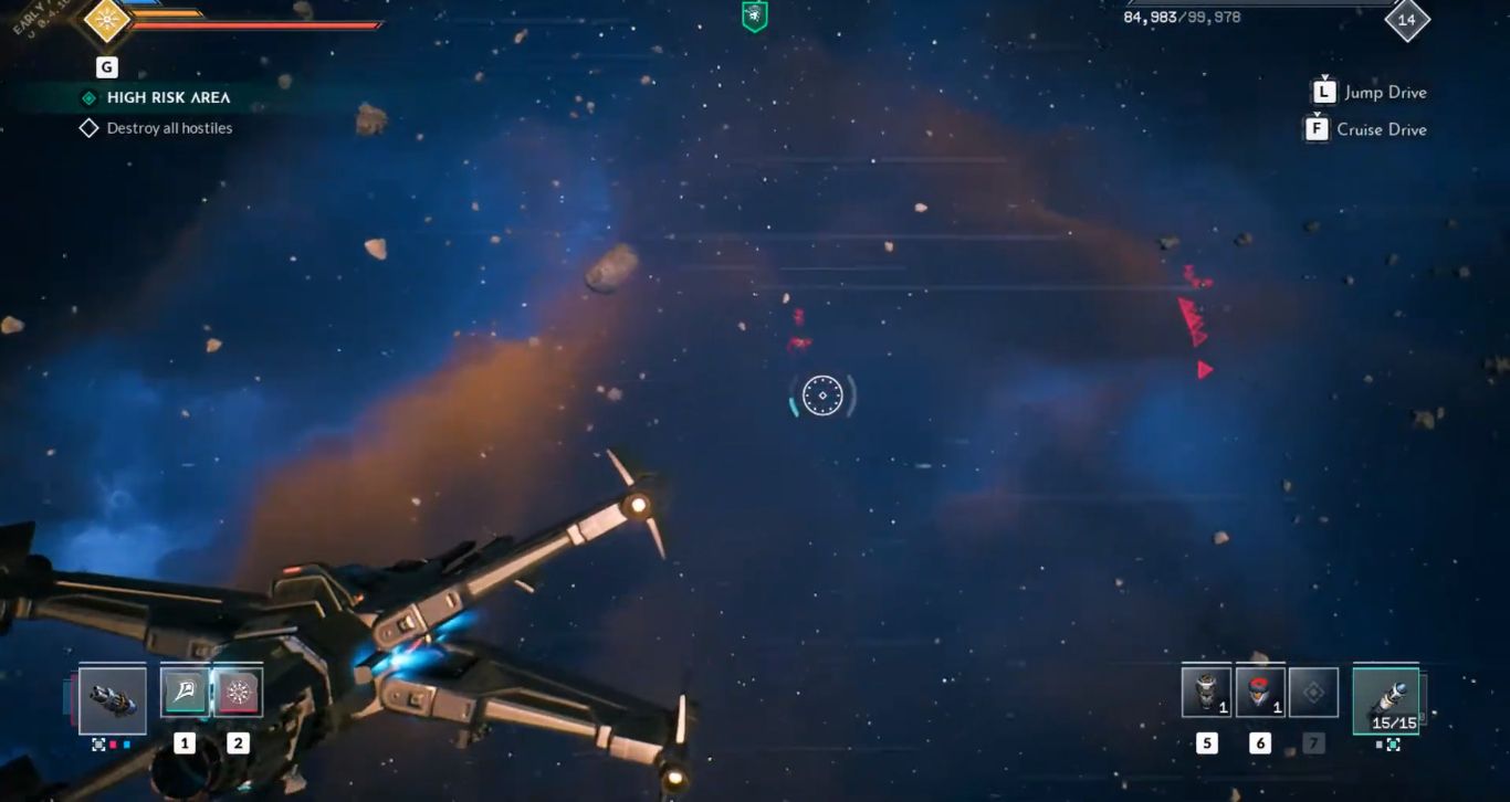 Striker flying in the middle of a combat In Everspace 2.