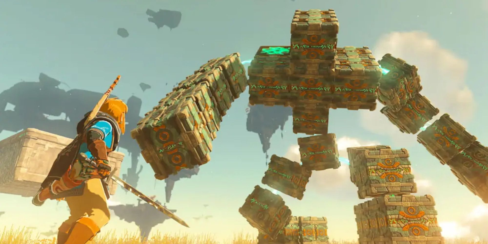 Link sizes up a massive Flux Construct in The Legend of Zelda: Tears of the Kingdom.