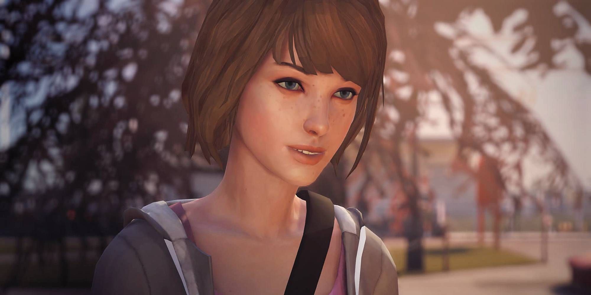 Max smiles slightly as she stands in a sunny environment in Life Is Strange.