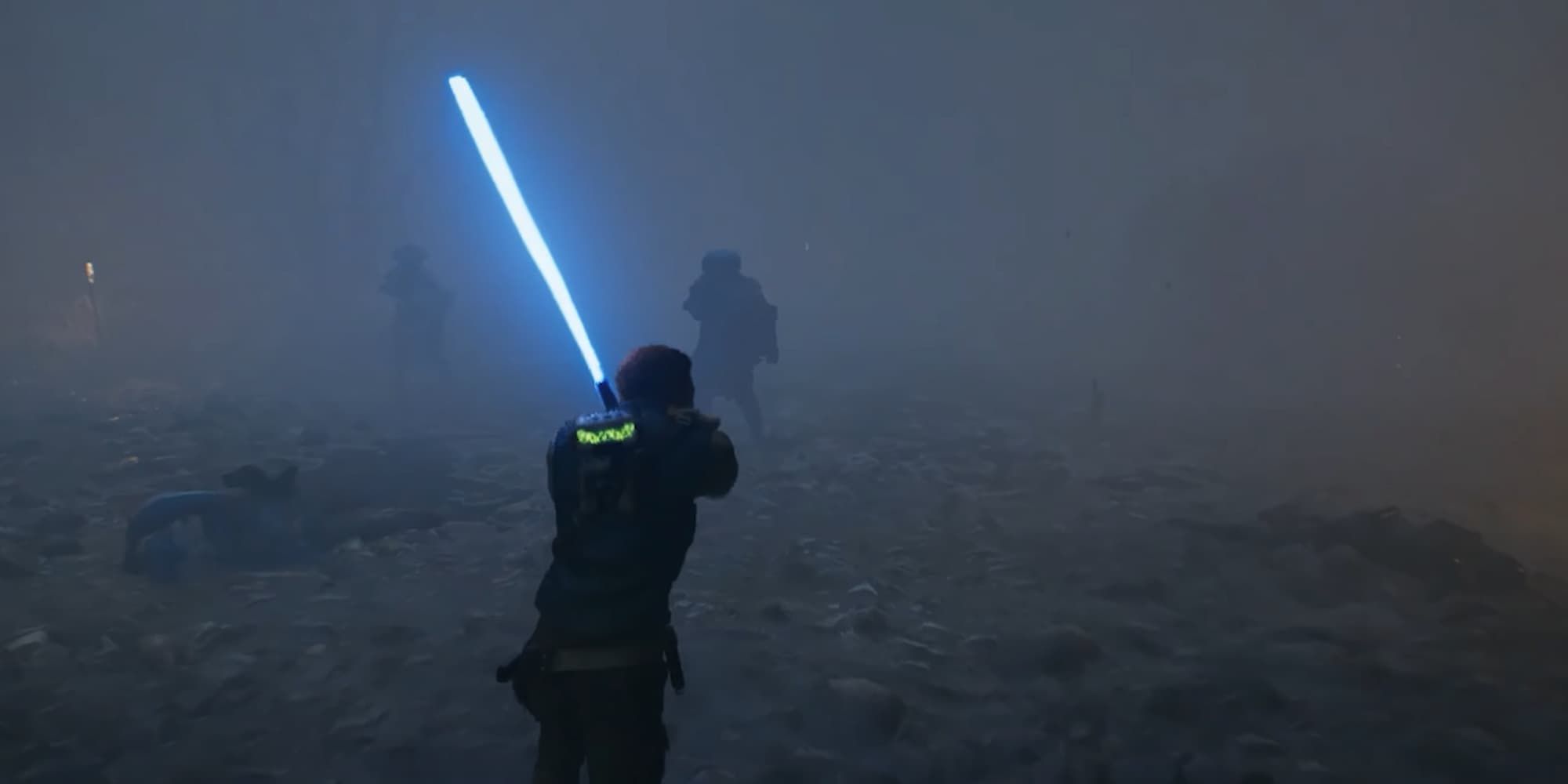 In Star Wars Jedi: Survivor, Cal raises his lightsaber to block an attack from Vaslyn Martz in the fog.