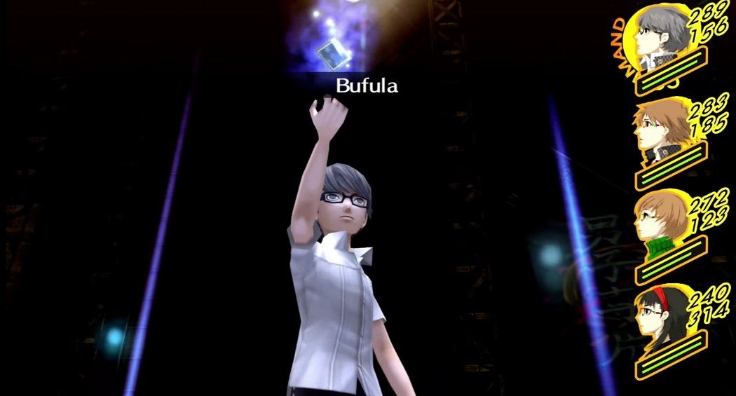 yu narukami using bufula in the optional boss fight in the steamy bathhouse against intolerant officer optional boss battle persona 4 golden p4g