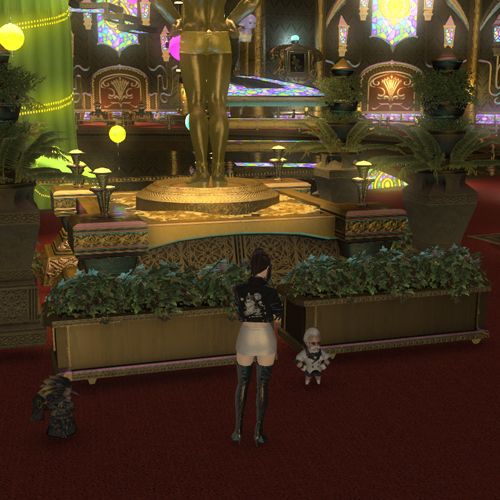 A player beside a Godbert minion in Final Fantasy 14.