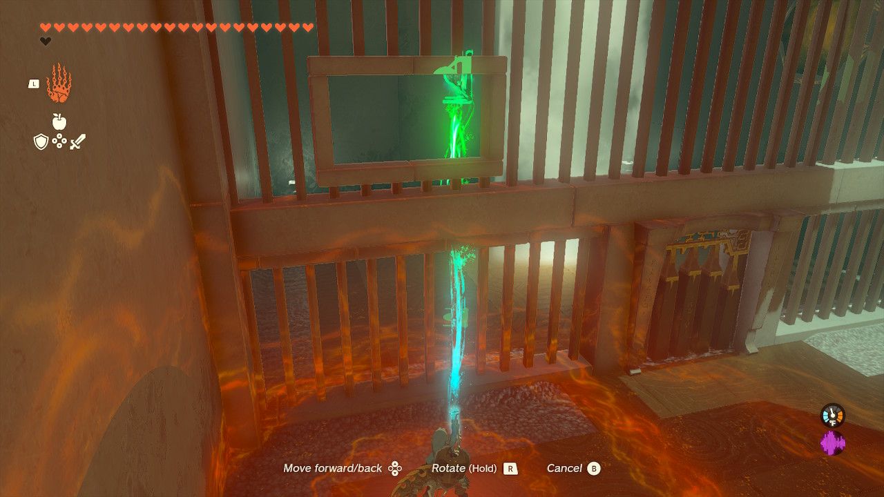 Link using Ultrahand to hold a mirror in the Rakashog Shrine in Zelda Tears of the Kingdom