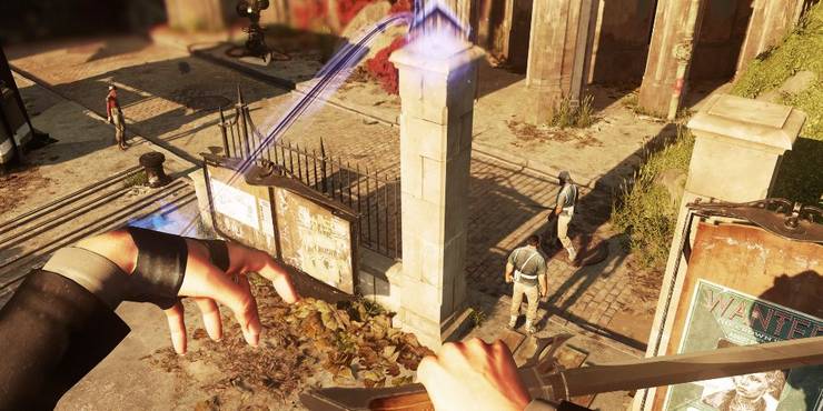 emily-grappling-around-the-city.jpg (740×370)