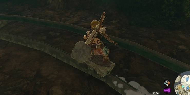 Link grinds on a cart rail