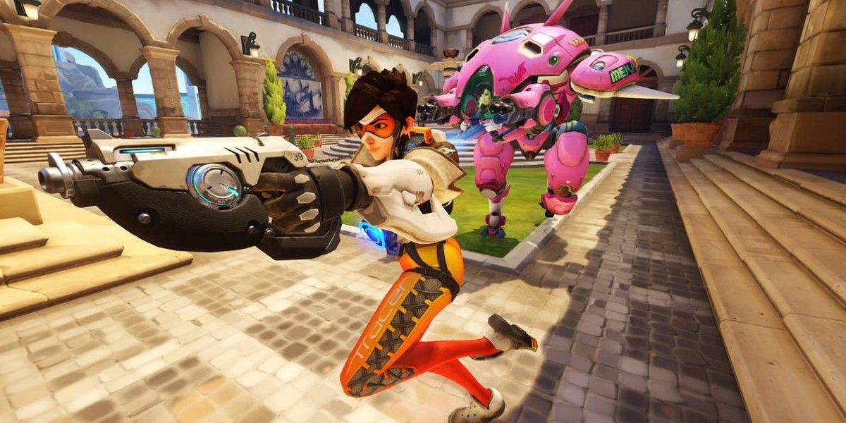 Tracer Dva Overwatch 2 fighting together 