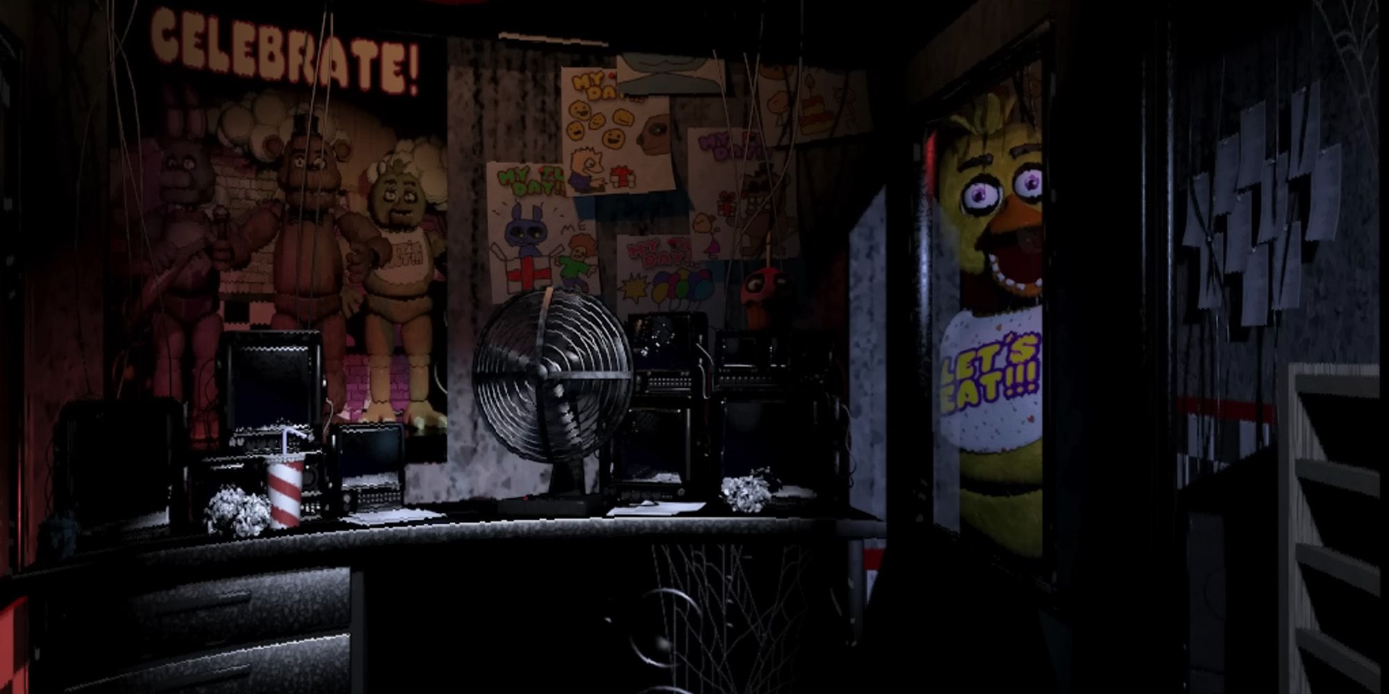 Five Nights At Freddy's 1 - Chica Staring In The Office Window