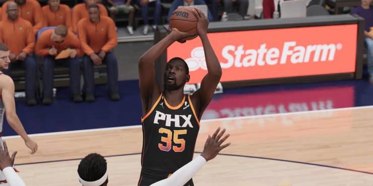 nba-2k23_20230804072849-cropped.jpg (740×370)