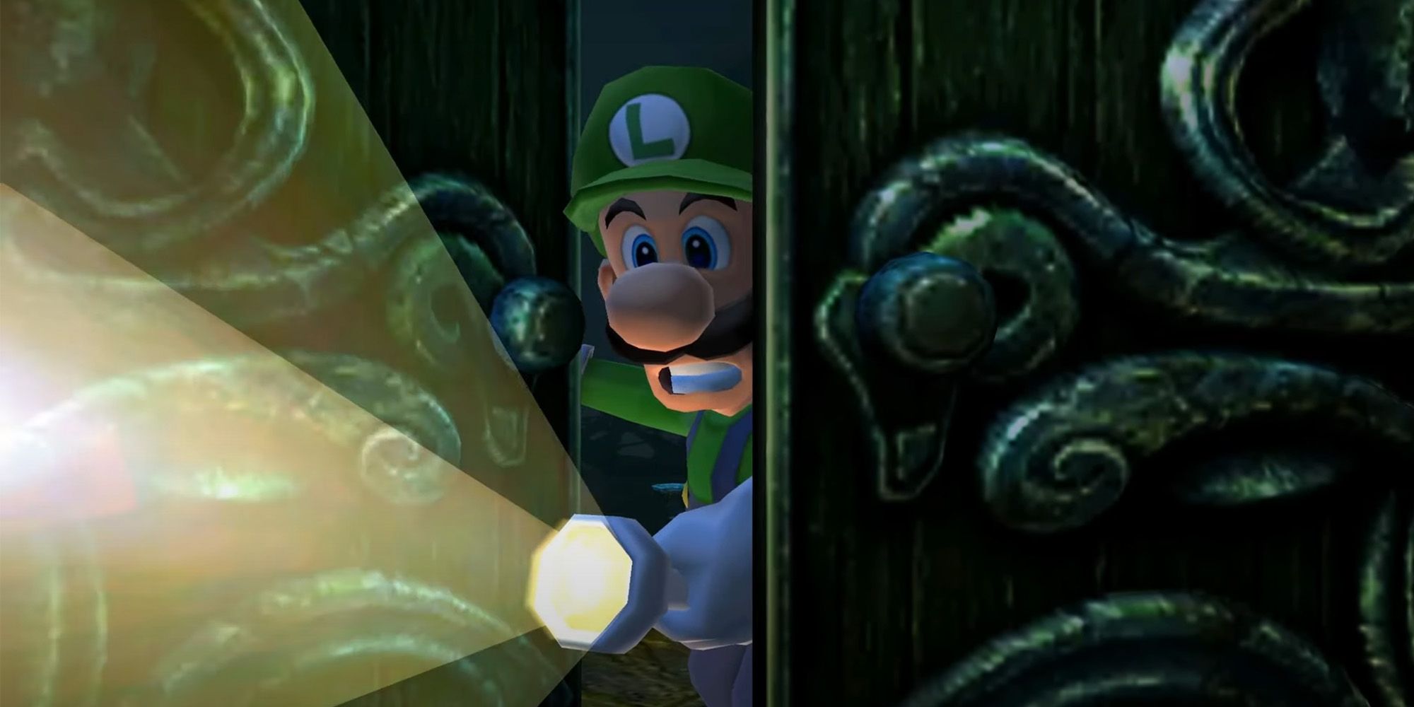 Luigi's Mansion 3DS - Luigi stepping into the haunted mansion