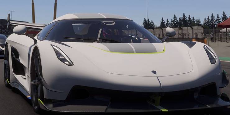 Koenigsegg Jesko 2020 racing in Forza Motorsport