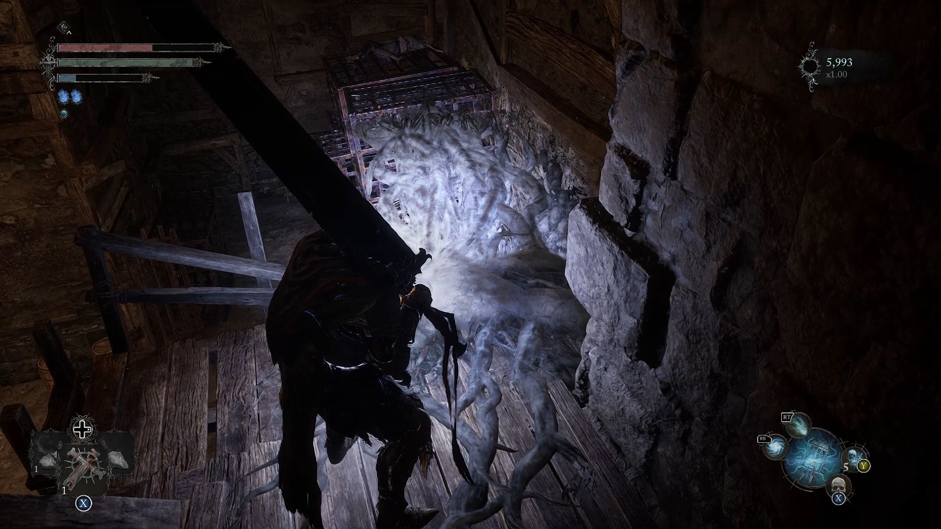 Player using the Umbral Lamp to reveal a hidden bridge leading to the Sunless Skein Key Lords of the Fallen 