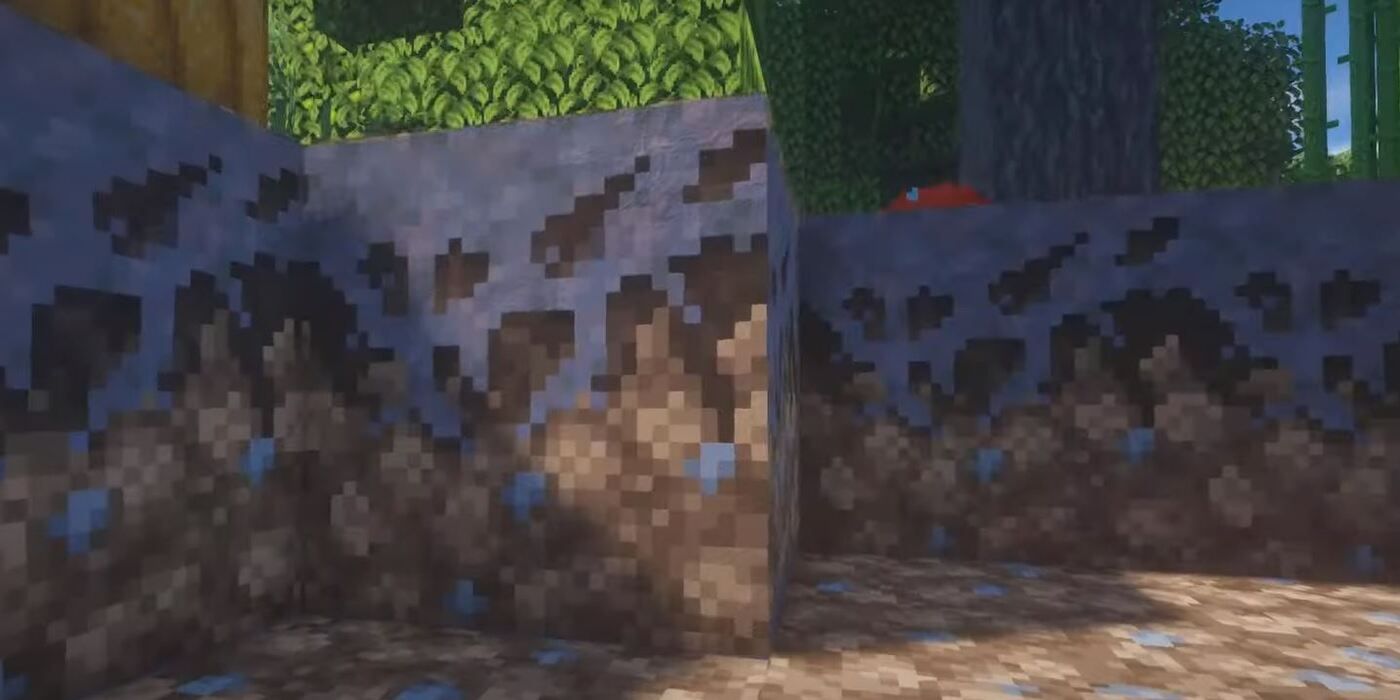 A mycelium block in Faithful texture pack in Minecraft