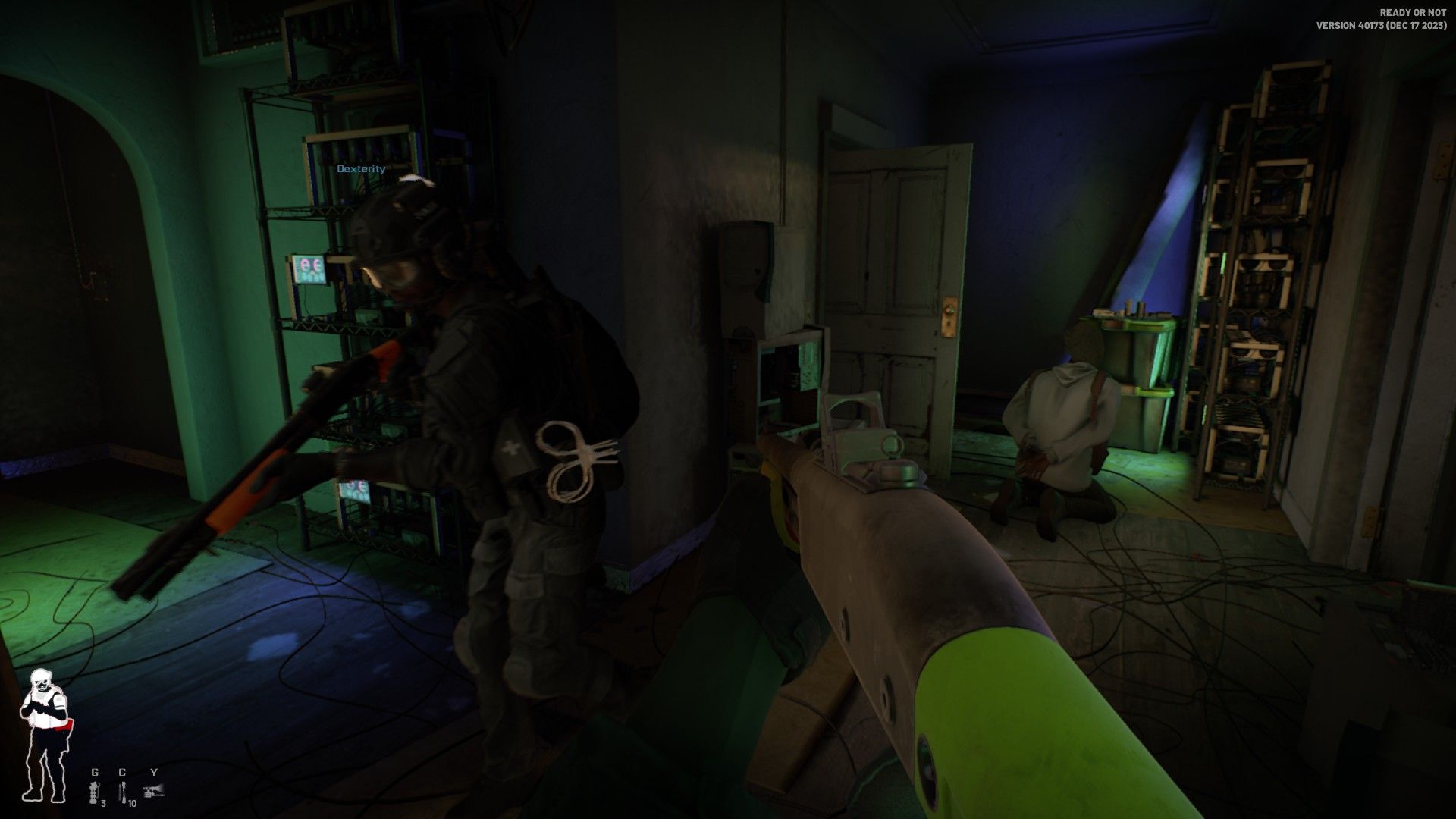 players scanning a room in ready or not